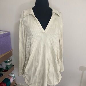 Old navy maternity sweater